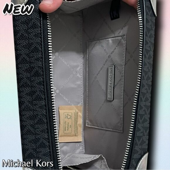 NEW NWT Michael Kors Jeanie Small Trunk Crossbody Purse – NYC Patch Edition - Picture 10 of 12